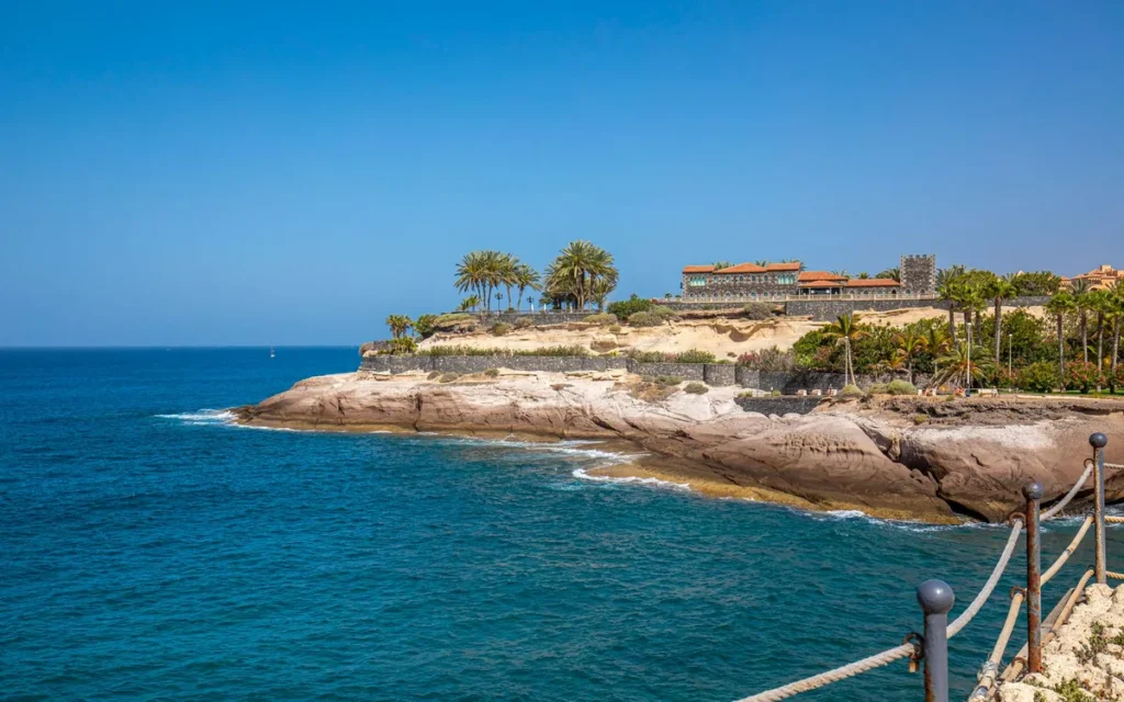 Costa Adeje, El Médano czy Puerto de la Cruz - który kurort wybrać?