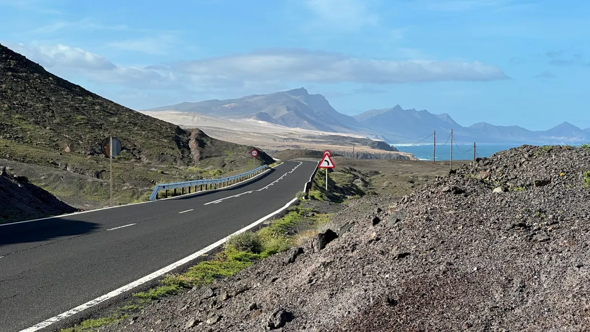 lanzarote słońce pewne pogodowy