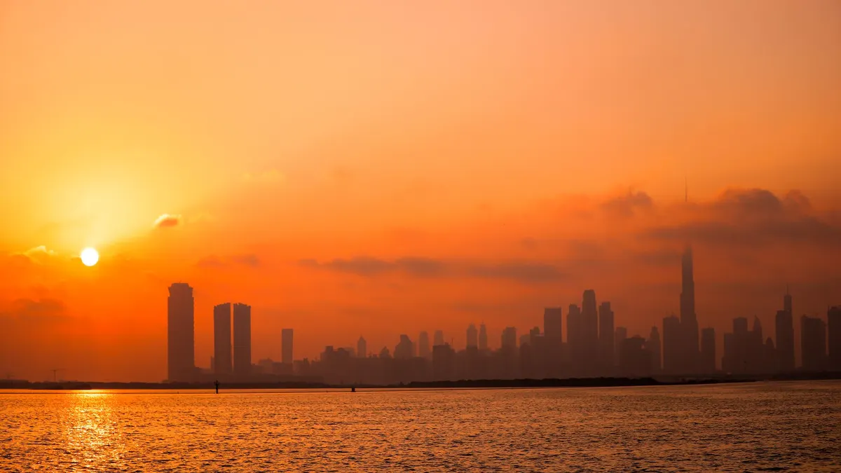 dubaj słońce pewne pogodowy