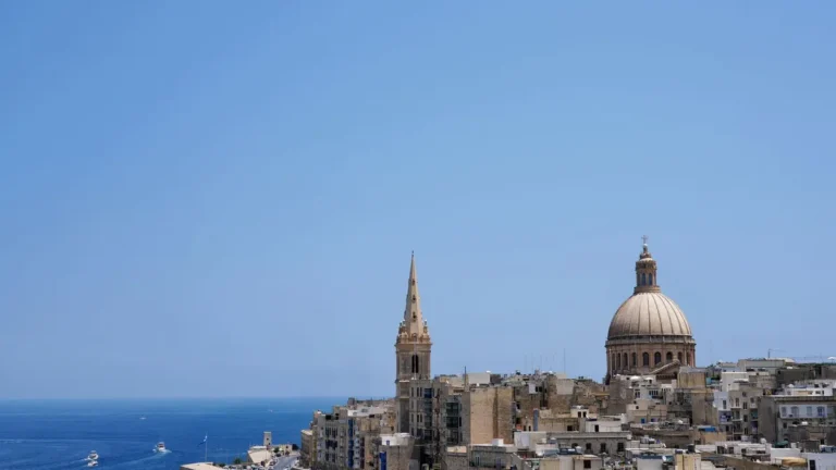 malta last minute pewną