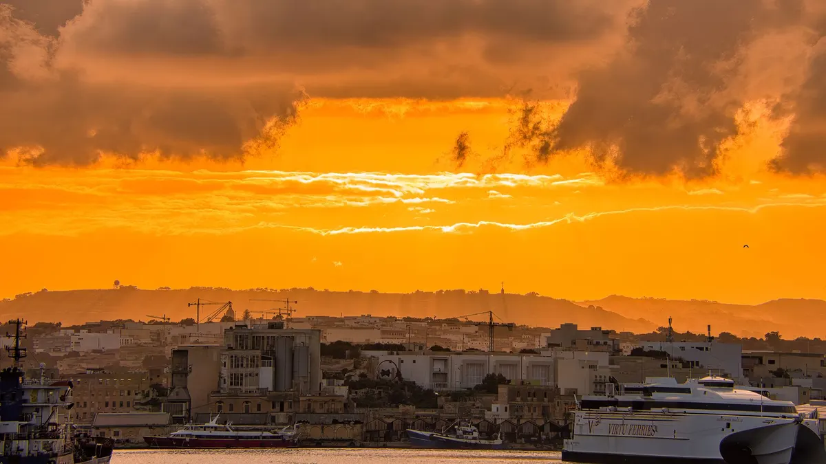 malta słońce pewne pogodowy
